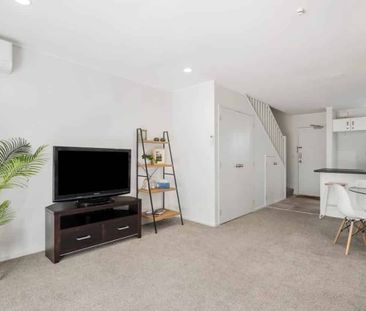 2 Bedroom Easy Living in Birkenhead - Photo 1