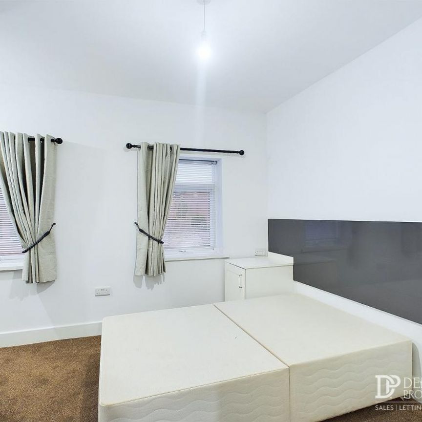 1 Bedroom Flat - Photo 1