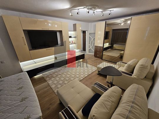 Garsoniera Unirii Timpuri Noi metrou - Fotografie 1