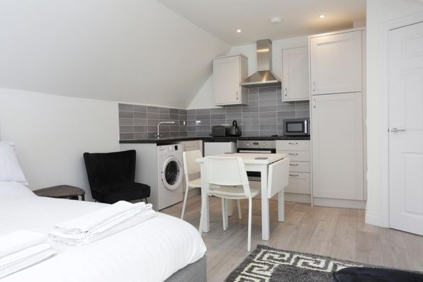 Stafford Road, Bournemouth - Photo 1