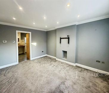 4 bedroom semi-detached house to rent - Photo 1