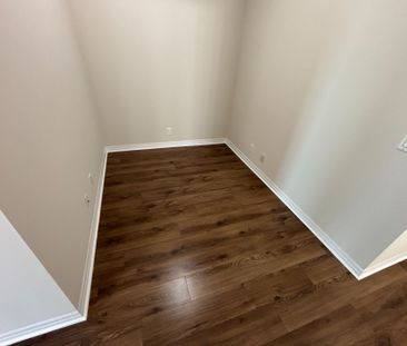For Lease - 220 Burnhamthorpe Street Unit# 2110, Mississauga, Ontario - Photo 3