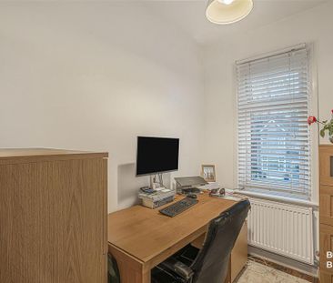 3 bedroom terraced house to rent - Photo 6