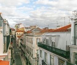 Apartment 3 bedrooms Renovated Santa Catarina Lisboa for rent - kit... - Photo 2