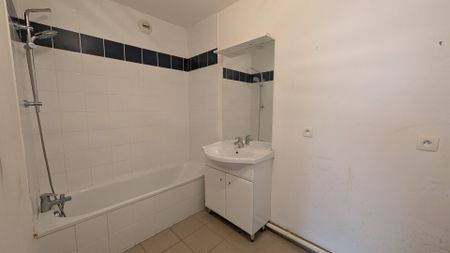 Location Appartement 2 pièces 43m² - Photo 3