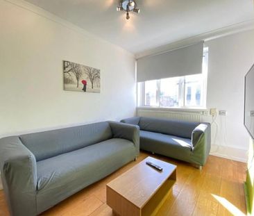4 bedroom property to rent - Photo 3