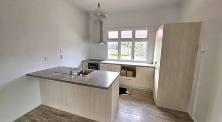 Fitzroy - 3 Bedrooms - Photo 2