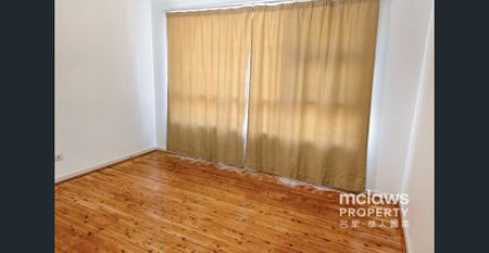 Renovated Family Home in Baulkham Hills! - Photo 2