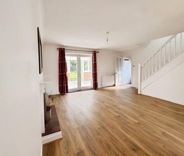 3 bedroom link detached house to rent - Photo 1