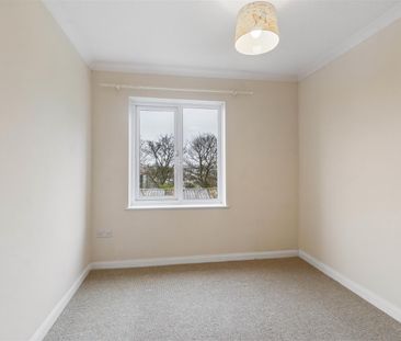 Washbourne Close, Plymouth - Photo 1