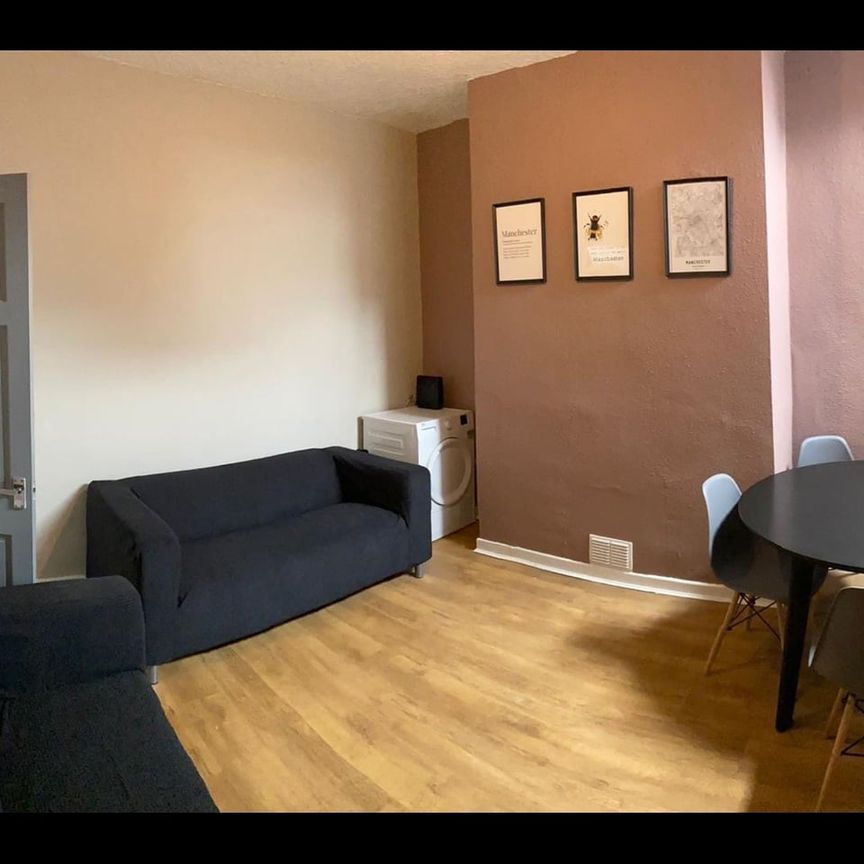 4 Bed Terraced House, Moseley Road, M14 - Photo 1