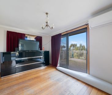 Spacious 4-Bed Family Home in West Moonah - Photo 3