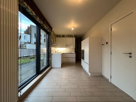 Charmant appartement aan de Leiekaai – Toplocatie in Gent met garagebox - Photo 4