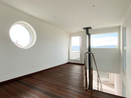 Superbe villa moderne de 230 m2 contiguë avec vue sur le lac. - Foto 2