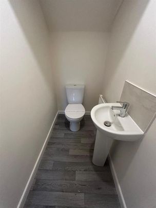 2 bedroom house to rent - Photo 1