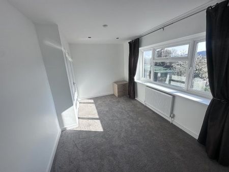 Evans Terrace, Swansea, SA1 - Photo 2