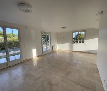 Location Maison 5 pièces 117m² - Photo 2