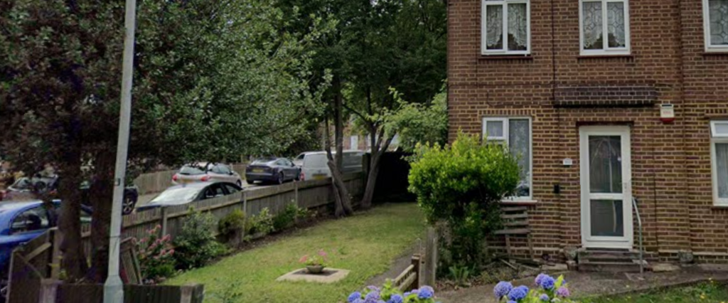 2 bedroom maisonette to rent - Photo 1