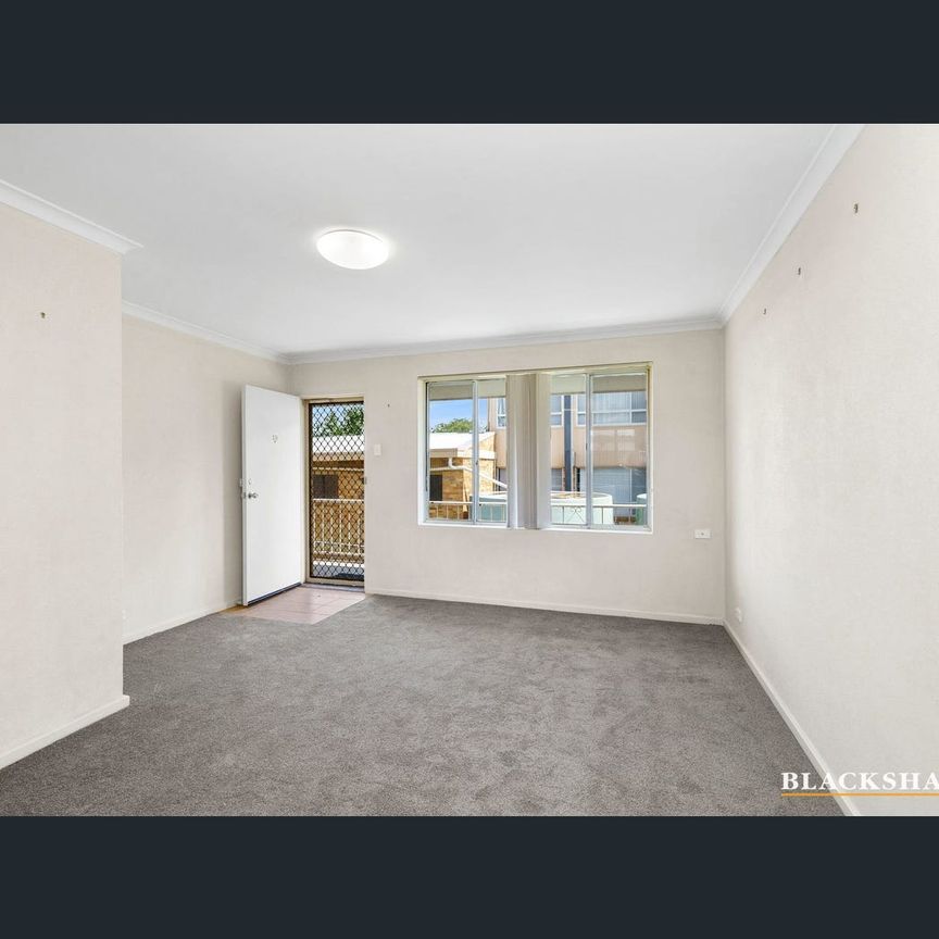 3/10 Ford, Queanbeyan, NSW 2620 - Photo 1