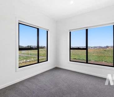 20 Ballycarrane Street, Woodstock, Vic 3751 - Photo 4