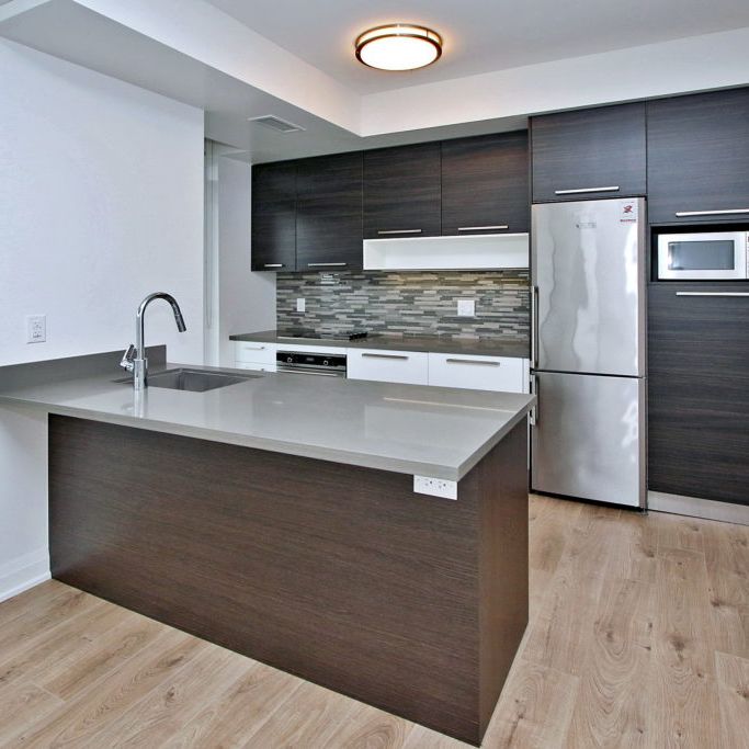 36 Park Lawn Road, Suite 2505 - Photo 1