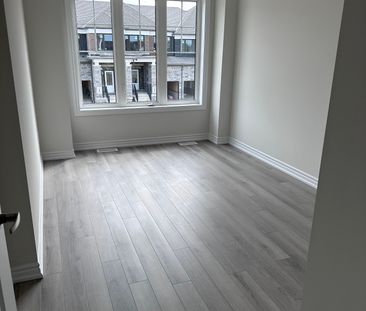 For Lease - 13 Rochester Drive, Barrie, Ontario - Photo 6