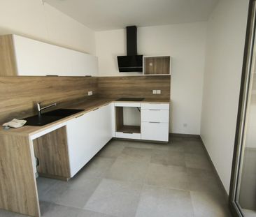 Location Appartement 2 pièces 48m² ANNECY 74370 - Photo 3