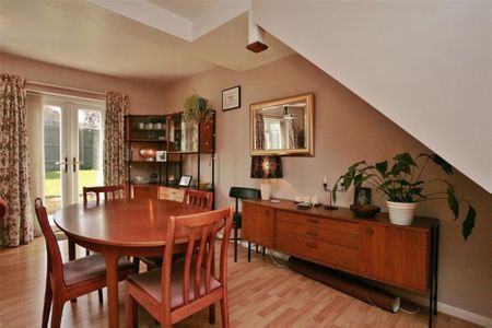2 bedroom semi-detached house to rent - Photo 2