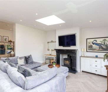 3 bedroom detached house to rent - Photo 2