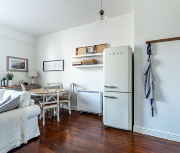 Available furnished from 05/01/2026 - Photo 3