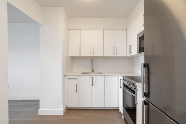 230 Oak Street - Photo 1