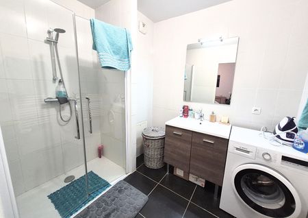 Location Appartement 2 pièces 48m² - Photo 3