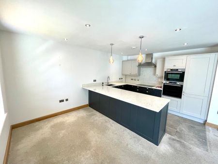 2 bedroom apartment to rent - Photo 5
