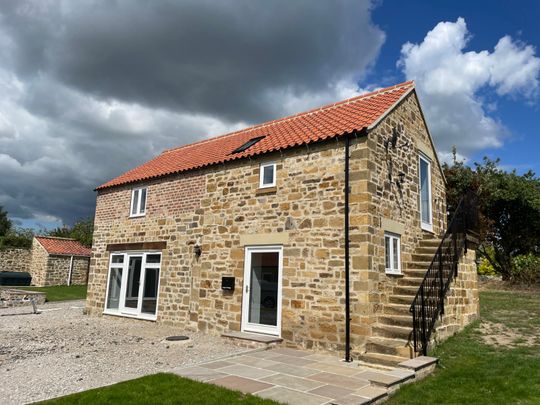2 bedroom detached house to rent - Photo 1