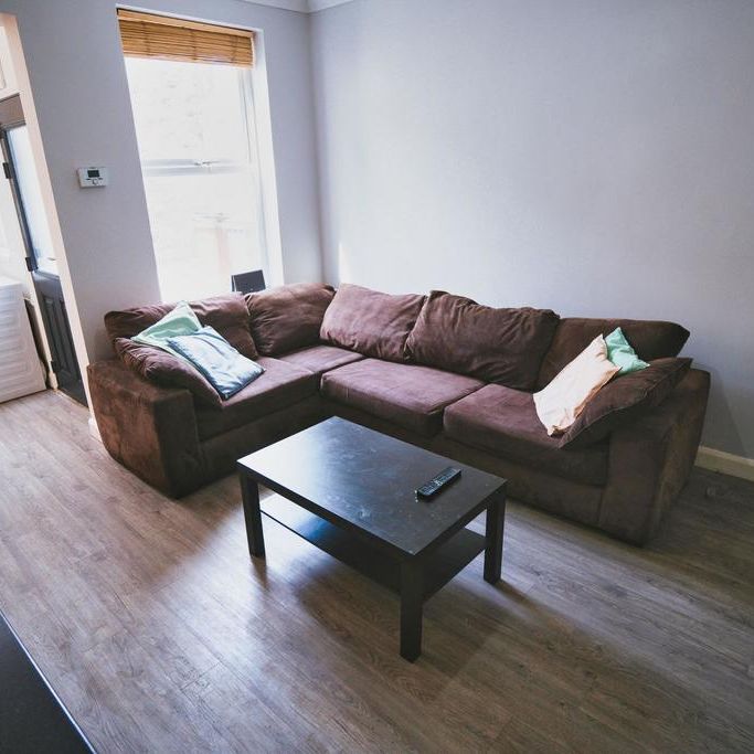 5 bedroom house share to rent - Photo 1