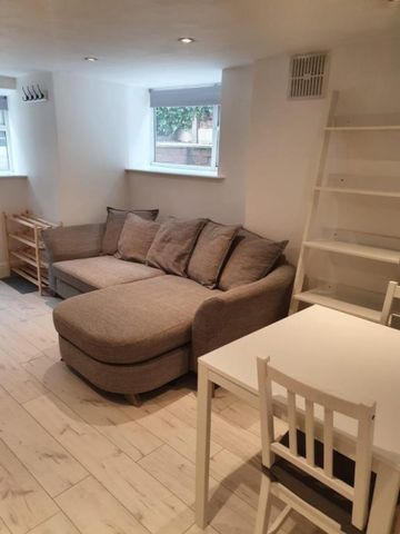 Old Broadway, Didsbury, Manchester, M20 3DH - Photo 2