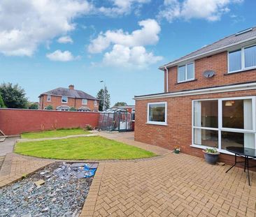 3 bedroom semi-detached house to rent - Photo 5