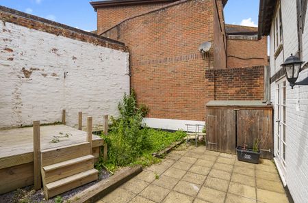 2 bedroom terraced house to rent - Photo 5