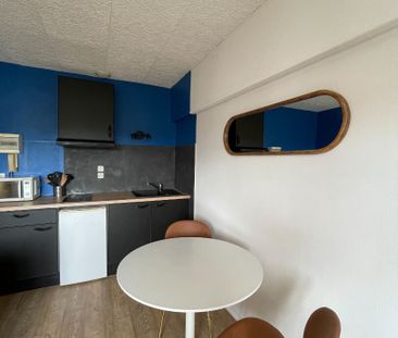 Location Appartement 2 pièces 27m² - Photo 4