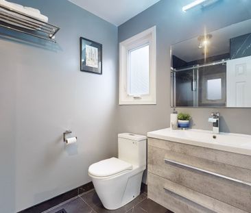 For Lease - 1924 Balsam Avenue, Mississauga, Ontario - Photo 4