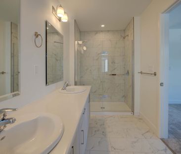 For Lease - 30 Walden Pond Drive, Loyalist, Ontario - Photo 2