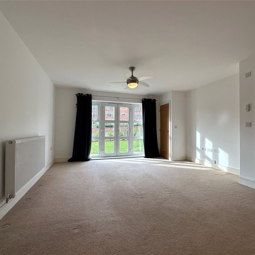 Honington Mews, Farnborough Honington Mews, Farnborough - Photo 1