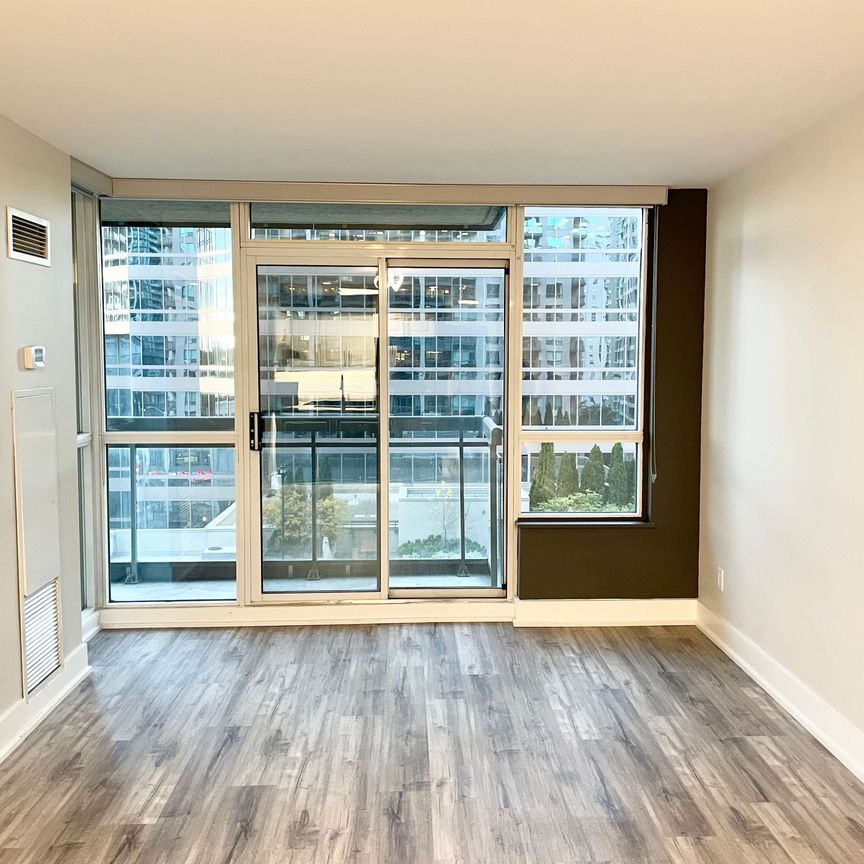 For Lease - 18 Parkview Avenue Unit# 701, Toronto, Ontario - Photo 1