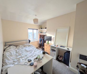 4 Bed Terraced House, Park Road, NG7 - Photo 5