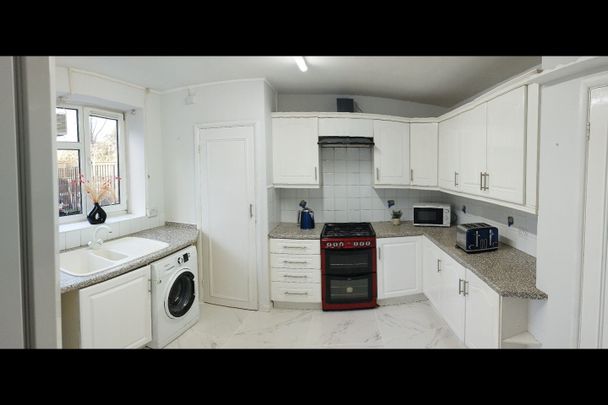 3 Bed Maisonette, Spencer Park, SW18 - Photo 1