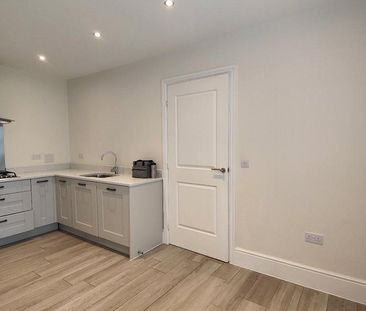 4 bedroom house to rent - Photo 2