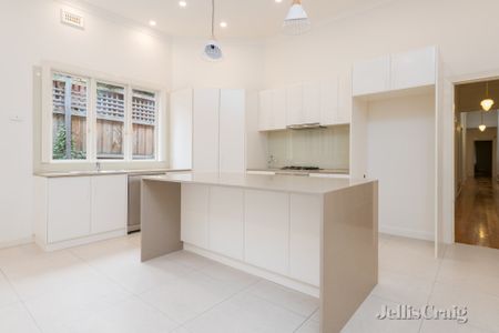 971 Rathdowne Street, Carlton North - Photo 2