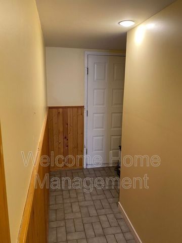 $1,600 / 2 br / 1 ba / SPACIOUS and INVITING Apartment in St. Catharines - Photo 5