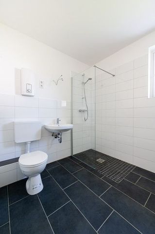 Ihr neues Zuhause: Renovierte Erdgeschosswohnung mit Balkon! - Foto 3