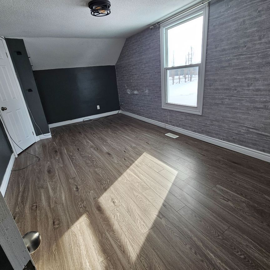 For Lease - 74 Charleston Side Road, Caledon, Ontario - Photo 1